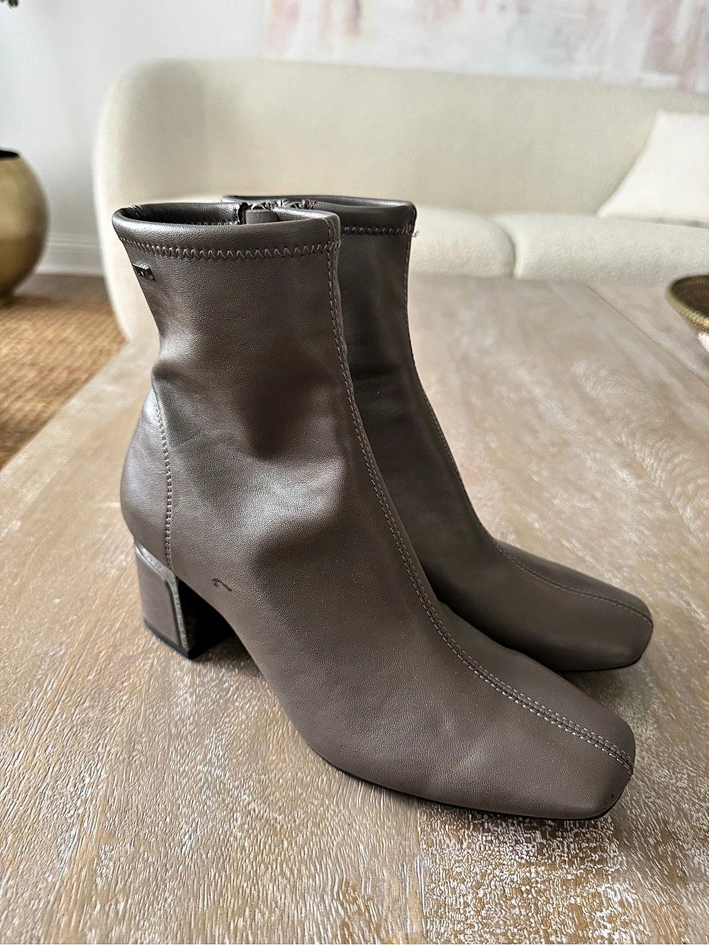 DKNY Heeled Ankle Boots in Brown Like New